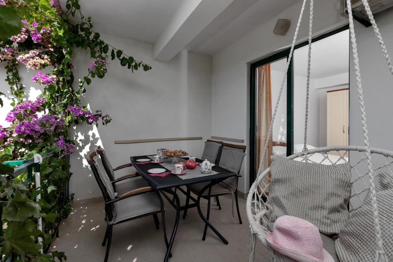 Apartmani Antonela ตราสนิสเซ ภายนอก รูปภาพ